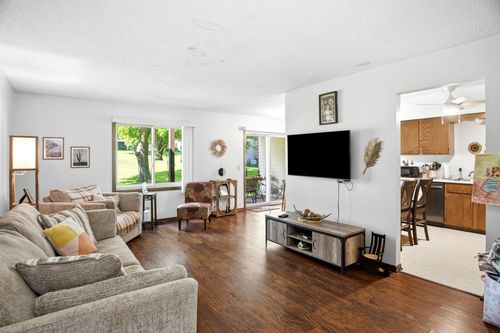 b-1845 Livingston Ave, West Saint Paul, MN, 55118-3939 | Card Image