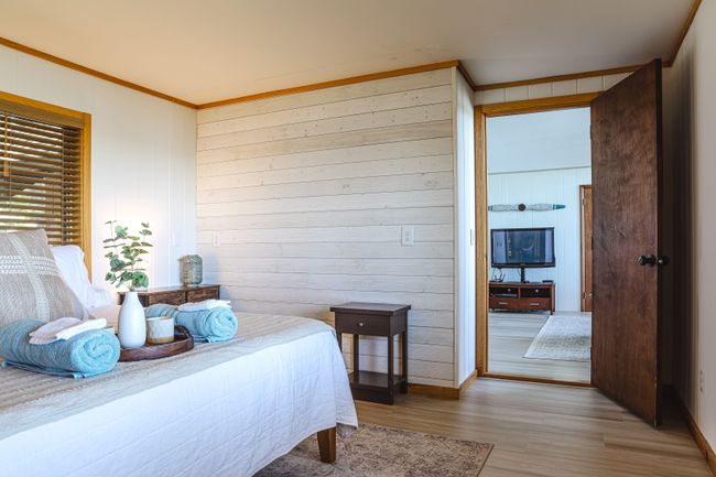 9184 Crescent Beach Rd, House other with 3 bedrooms, 2 bathrooms and null parking in Pigeon MI | Image 13