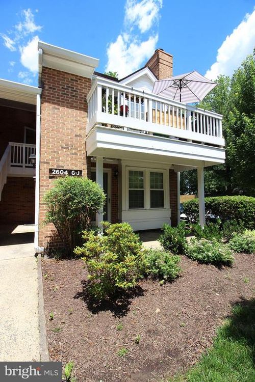 i-2604 S Arlington Mill Dr, ARLINGTON, VA, 22206-3397 | Card Image