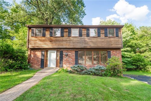 2907 Autumnwood Dr, Glenshaw, PA, 15116-1507 | Card Image