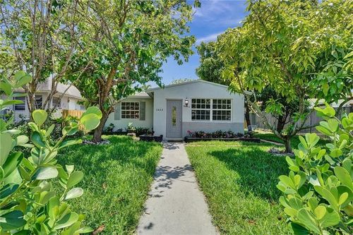 2422 Sherman St, Hollywood, FL, 33020-2057 | Card Image