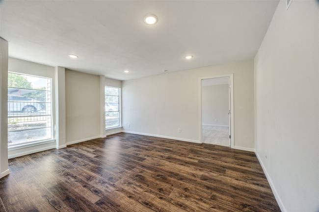 APT-127 - 919 S Weatherred Dr, Condo with 2 bedrooms, 2 bathrooms and null parking in Richardson TX | Image 4