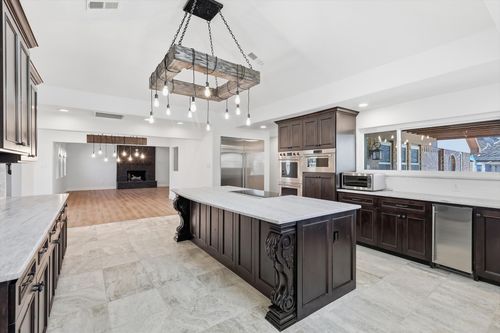 913 Ashland Ct, Mansfield, TX, 76063-3802 | Card Image