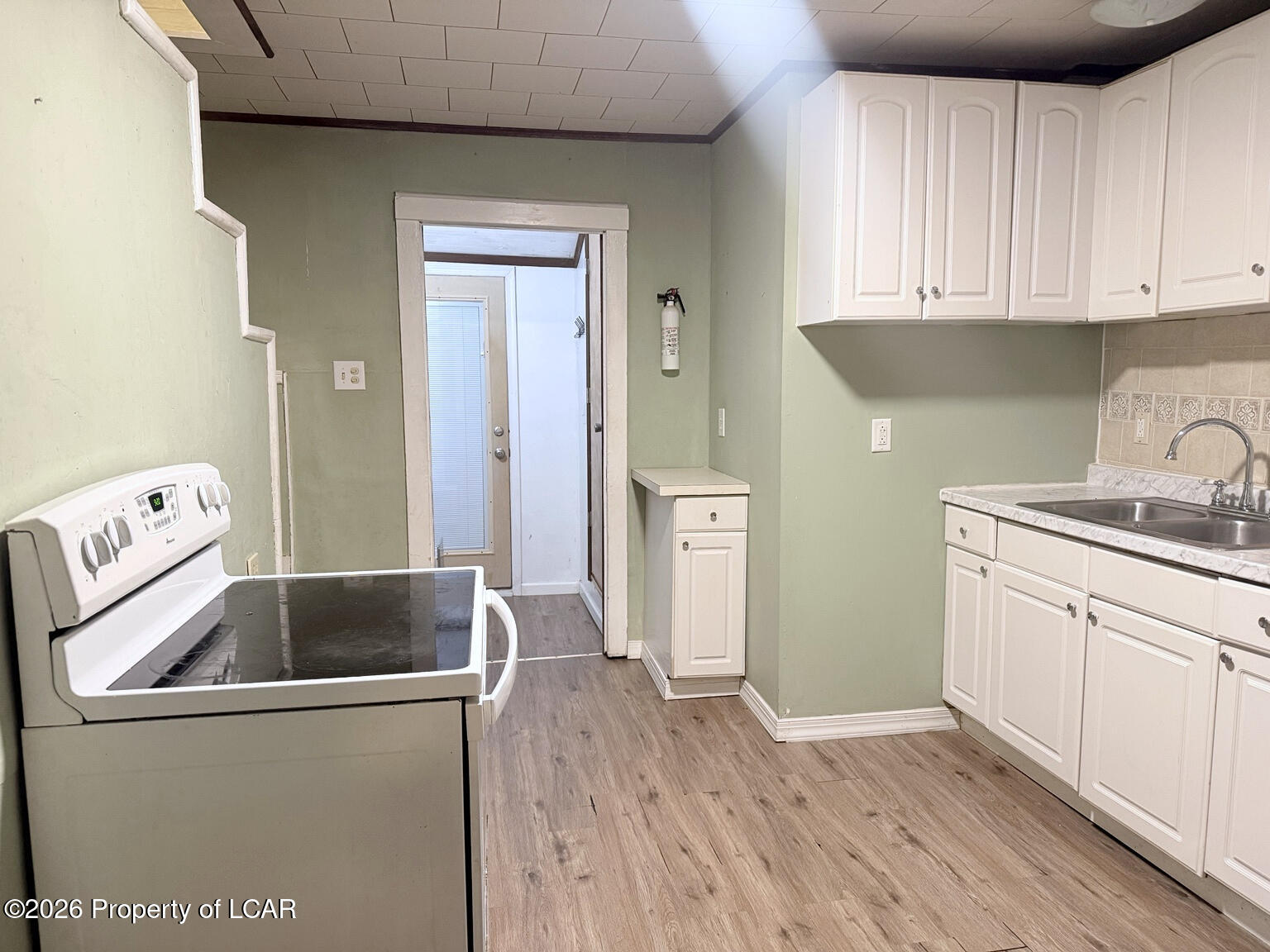 Residential Lease in Mount Carmel 5