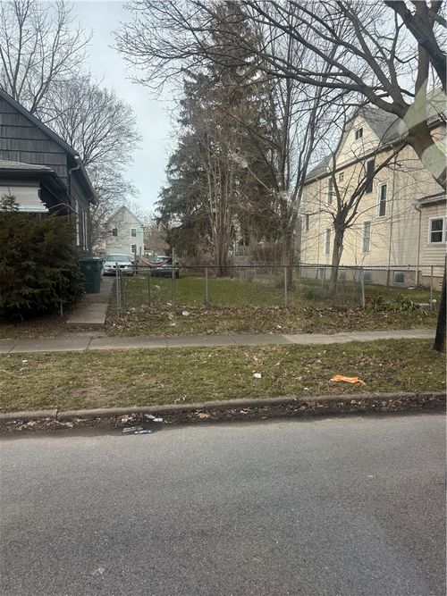 464 Frost Avenue, Rochester, NY, 14611 | Card Image