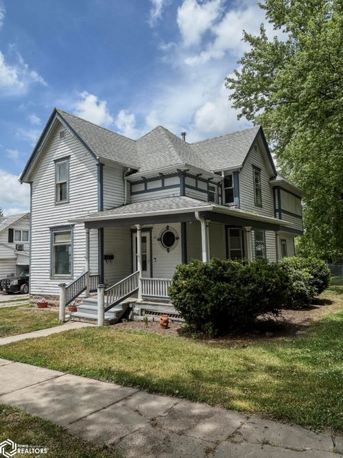 100 E 1st St, Villisca, IA, 50864-1002 | Card Image