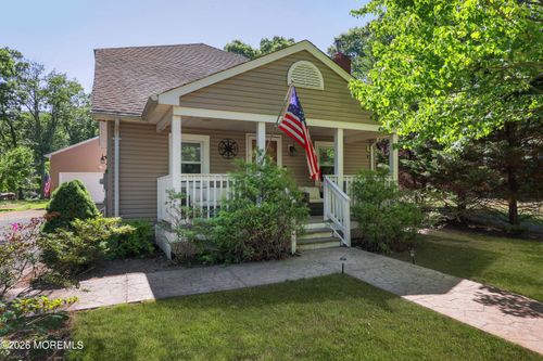 16 Success Rd, New Egypt, NJ, 08533-2511 | Card Image
