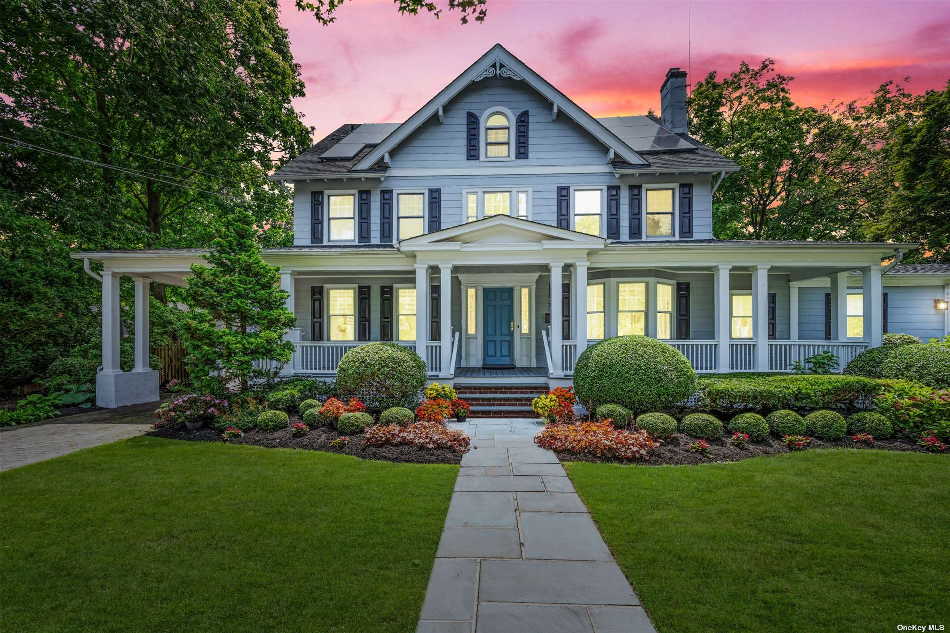 Dewey St, Huntington, NY 11743