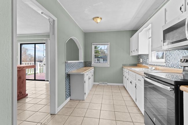 203 Penny Ln, House other with 4 bedrooms, 2 bathrooms and 3 parking in Independence VA | Image 10