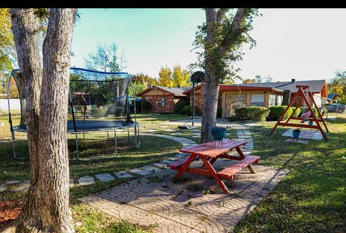 6917 Jewell Ave, Fort Worth, TX, 76112-5611 | Card Image