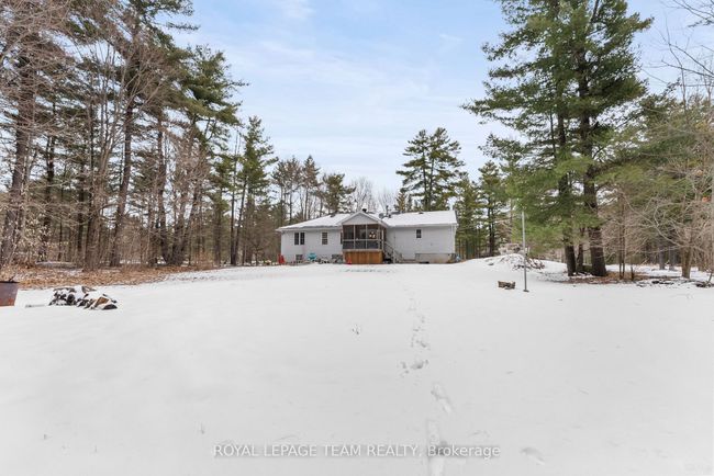 559 Mclachlan Rd, House other with 4 bedrooms, 2 bathrooms and 6 parking in White Lake ON | Image 33