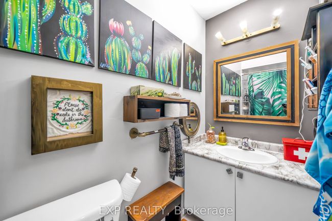 679 Frobisher Crt, House attached with 5 bedrooms, 3 bathrooms and 4 parking in Oshawa ON | Image 19