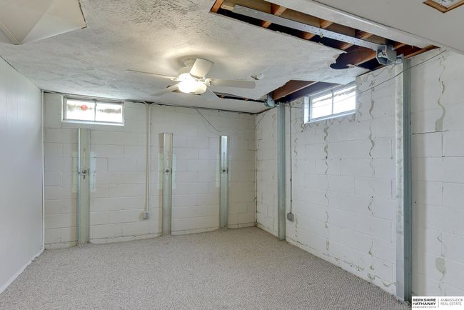 8539 Hamilton St, House other with 3 bedrooms, 2 bathrooms and 3 parking in Omaha NE | Image 32