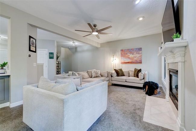 5C - 5583 Meredith Dr, Condo with 3 bedrooms, 3 bathrooms and null parking in Des Moines IA | Image 4