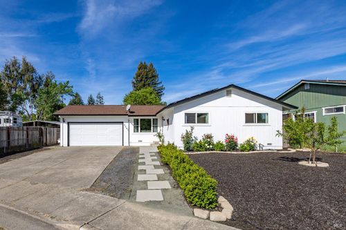 9865 Sunray Place, Windsor, CA, 95492 | Card Image