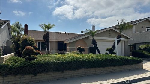 3550 Bluebell St, Seal Beach, CA, 90740-2815 | Card Image