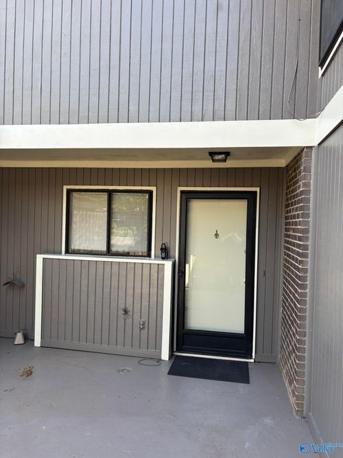 206 Springvale Cir, Madison, AL, 35758-1922 | Card Image