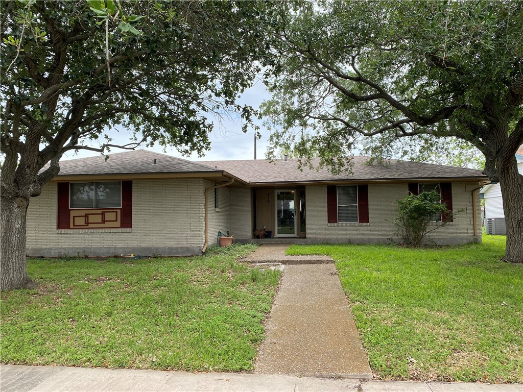 Nueces Dr, Portland, TX 78374