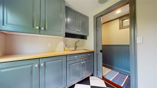 Butlers Pantry with exterior and interior access | Image 18