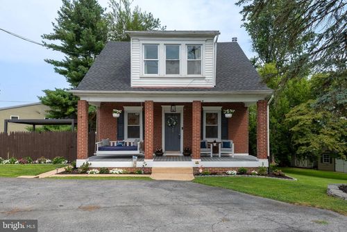 683 Fairview Ave, LANCASTER, PA, 17603-5852 | Card Image