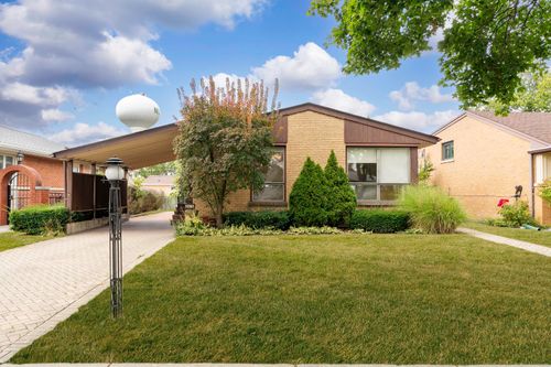 8616 N Oleander Ave, Niles, IL, 60714-2058 | Card Image