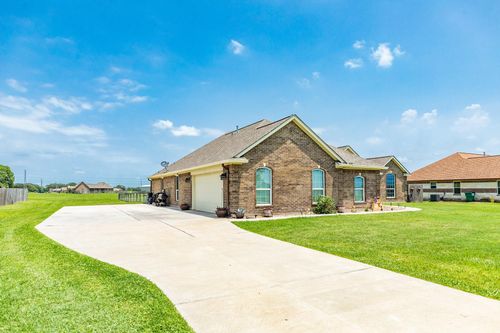 920 Quarter Horse Trl, Angleton, TX, 77515-9097 | Card Image