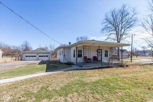 3923 Wildwood Dr, Indianapolis, IN, 46239-1336 | Card Image