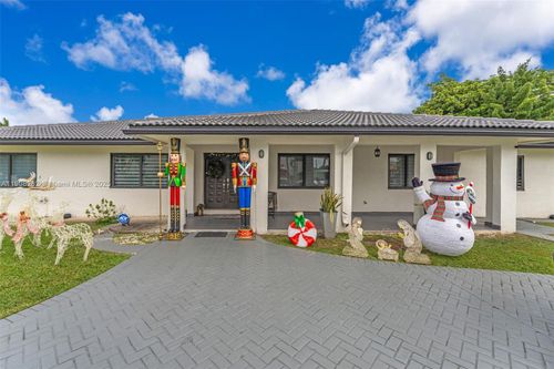 551 Sw 127th Ave, Miami, FL, 33184-1318 | Card Image