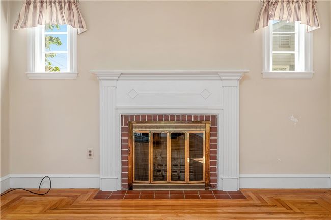 30 Winthrop St, House other with 3 bedrooms, 1 bathrooms and 3 parking in Riverside RI | Image 13