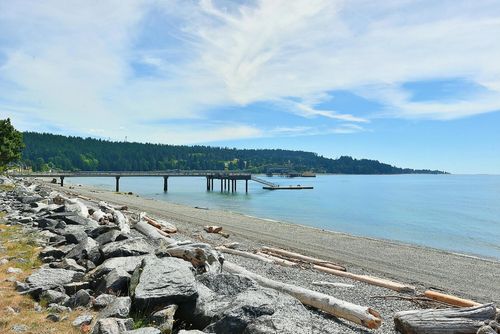 104-5470 Inlet Ave, Sechelt, BC, V7Z0H4 | Card Image