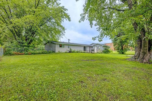 120 S Irving Ave, Rush City, MN, 55069-9073 | Card Image