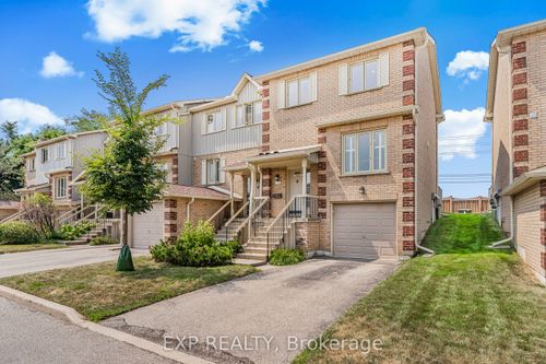 119-302 College Ave W, Guelph, ON, N1G4T6 | Card Image