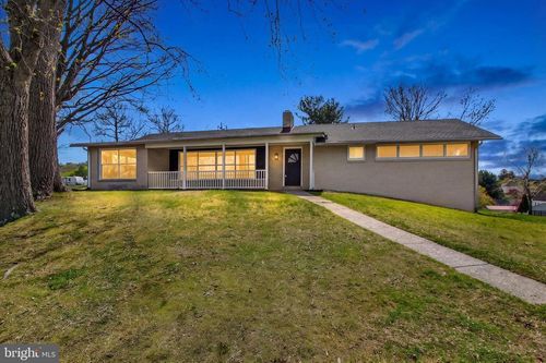 1750 Northview Rd, YORK, PA, 17406-2448 | Card Image