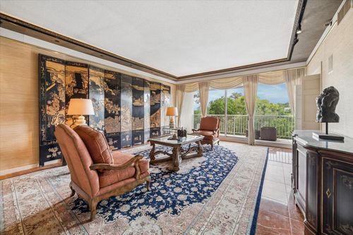 505-121 N Post Oak Ln, Houston, TX, 77024-7710 | Card Image