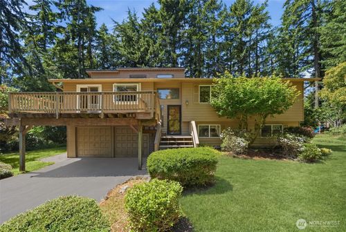 5625 138th St Nw, Gig Harbor, WA, 98332-9131 | Card Image