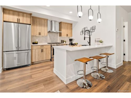 1344 Knox Ct, Denver, CO, 80204-1646 | Card Image