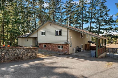 321 Renart Pl, Victoria, BC, V9B3L6 | Card Image