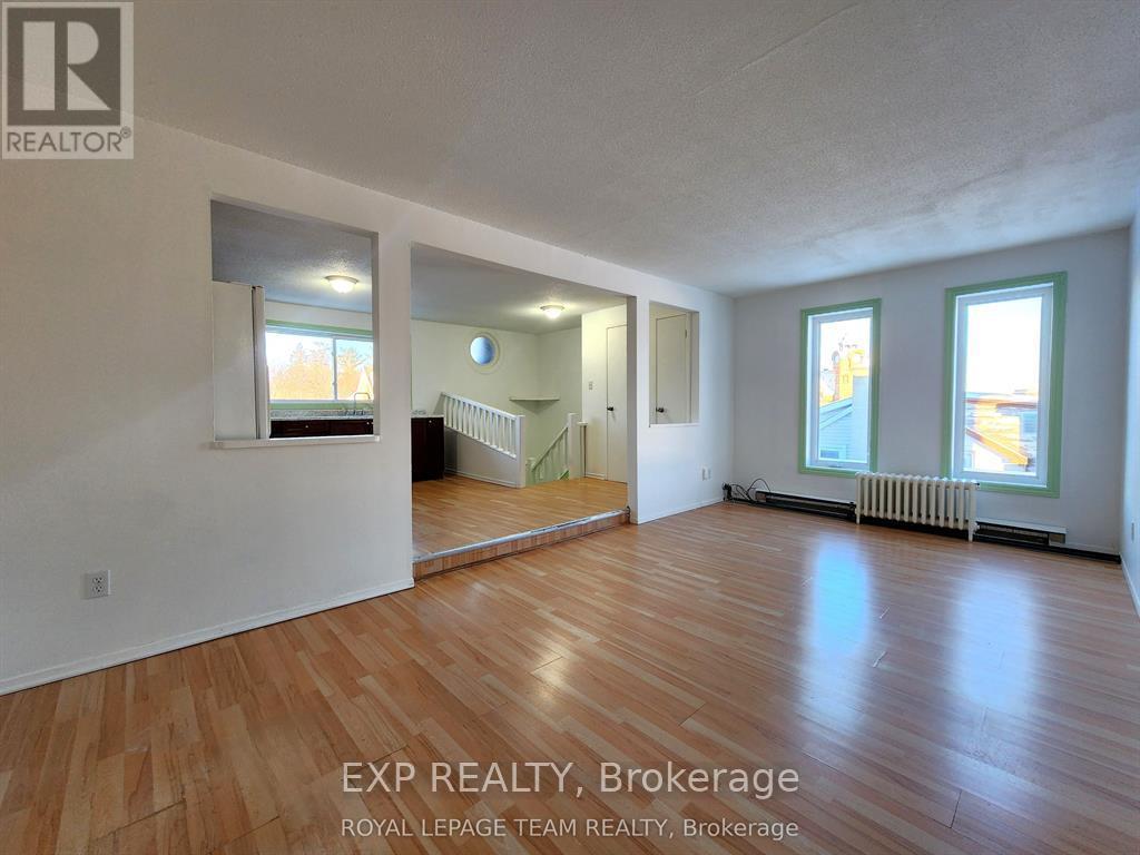Commercial Sale in Arnprior 4