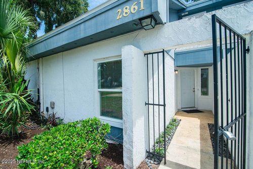 2861 Sand Castle Ln, Jacksonville, FL, 32233-2276 | Card Image