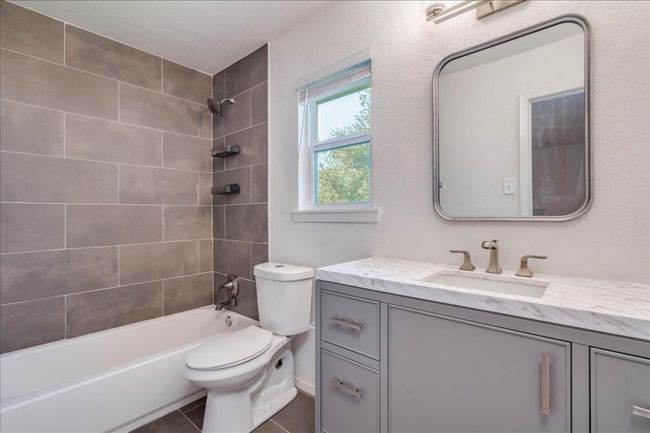 12304 Tipperary Cv, House other with 2 bedrooms, 3 bathrooms and 4 parking in Austin TX | Image 17