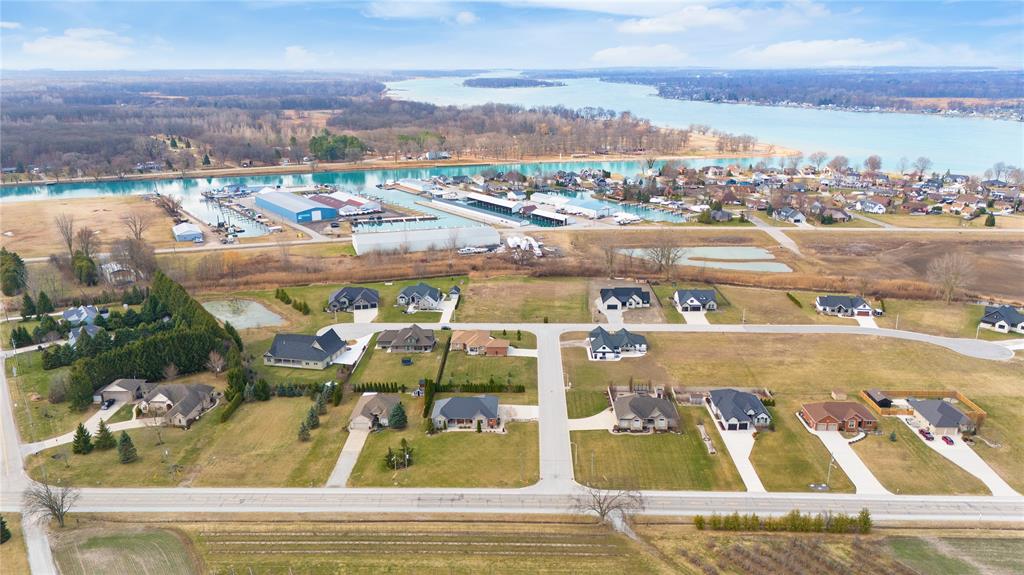 Land in Port Lambton