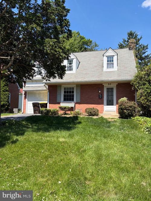 35 Moreland Rd, PAOLI, PA, 19301-1709 | Card Image