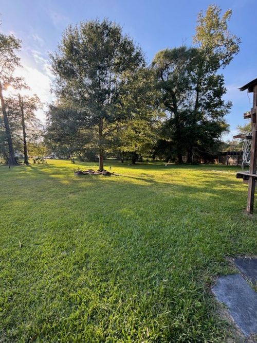 24257 Brian St, Denham Springs, LA, 70726-6838 | Card Image