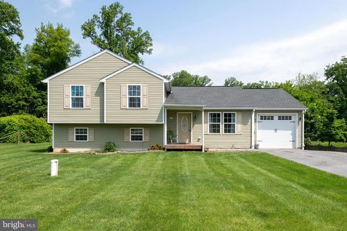 68 Mile Trl, FAIRFIELD, PA, 17320-8466 | Card Image
