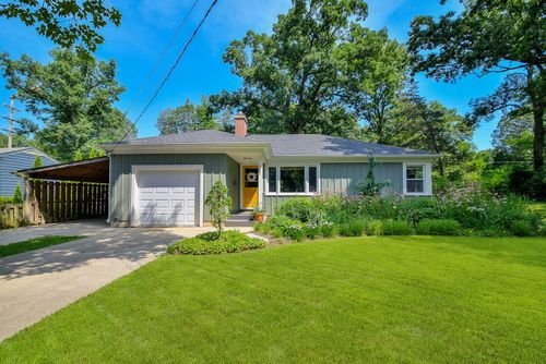 431 Oakwood Dr, Geneva, IL, 60134-1523 | Card Image