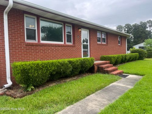48 Dixie Trl, Jacksonville, NC, 28546-6937 | Card Image