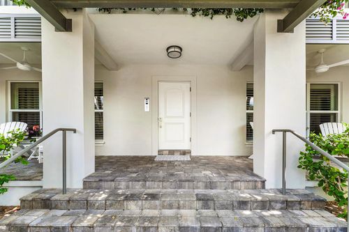 4-1025 Casuarina Rd, Delray Beach, FL, 33483-6739 | Card Image