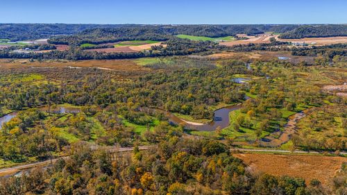 2986 Barth Rd, Fountain City, WI, 54629 | Card Image