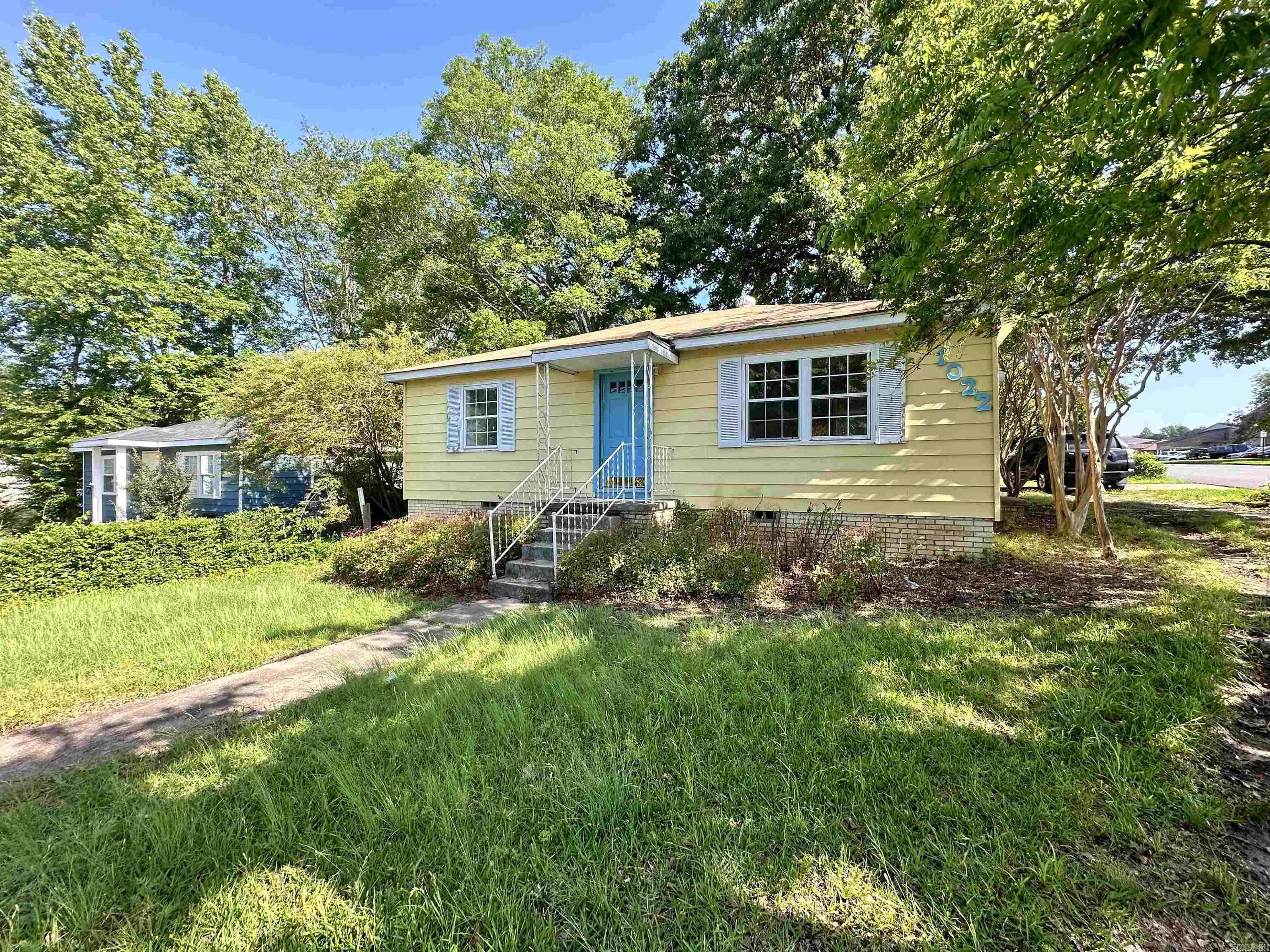 Sevier St, Benton, AR 72015