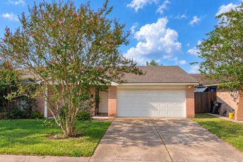 10550 Towneview Dr, Sugar Land, TX, 77498-1554 | Card Image
